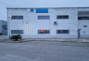 ESCRITÓRIO COM 86, 20 m2 - SAMORA CORREIA